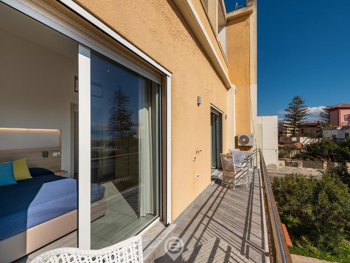Appartamento Poetto Sea Breeze - Blue Cagliari Esterno foto